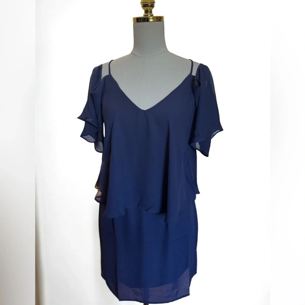 Krisa Cold Shoulder Dress Size XS